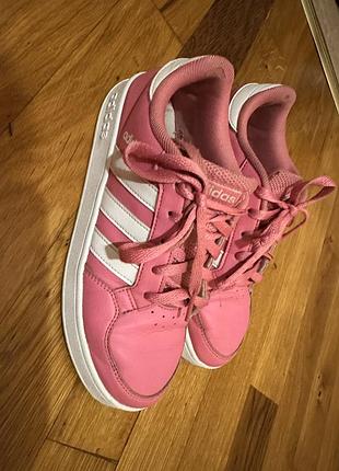 Кросівки adidas