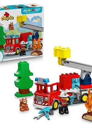 Конструктор lego duplo town пожежна машина зі шлангом і пожежником 28 деталів (10473)