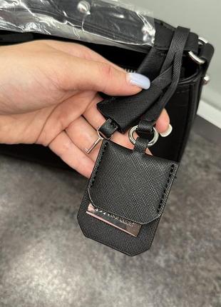 Сумочка guess чорного кольору 2