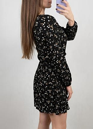 Платье mango, р. xs, черное в цветочек