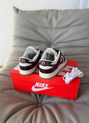 Nike dunk low lx dark team red croc 7