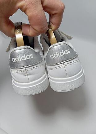 Кроссовки adidas, белые для девочки 7