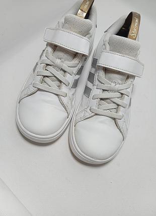 Кроссовки adidas, белые для девочки 4