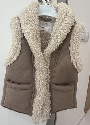 Жилет дитячий zara 18-24