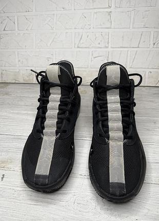 Крутые черные кроссовки для jordan react elevation 3