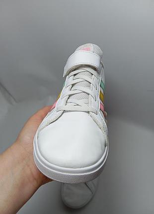 Кроссовки adidas, белые для девочки 3