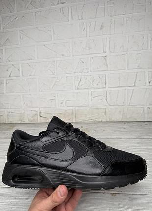 Крутые черные кроссовки nike