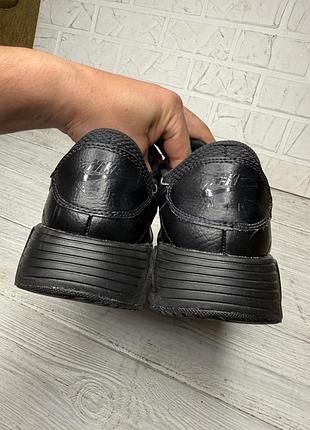 Крутые черные кроссовки nike 8
