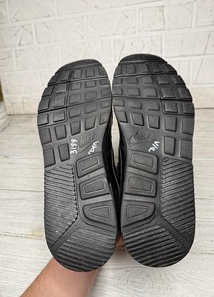 Крутые черные кроссовки nike 5
