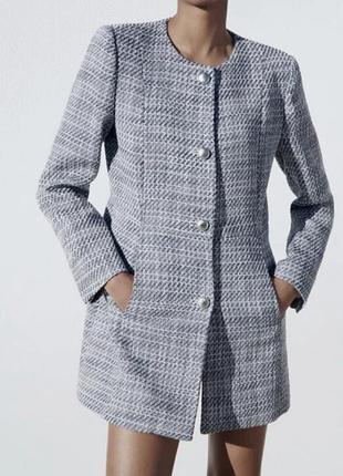 Подовжений твідовий жакет  від бренду zara
