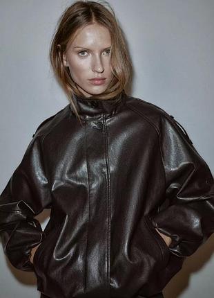Куртка zara, куртка зі штучної шкіри з високим коміром zara, коричнева куртка під шкіру zara