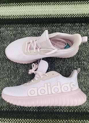 Нові кросівки adidas р.38,5