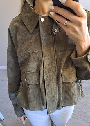 Натуральная кожаная куртка zara из мягкой замши.