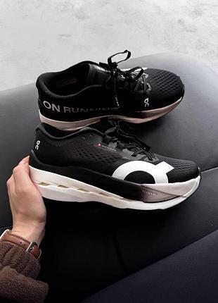 Кроссовки женские on cloudboom max white/black 6
