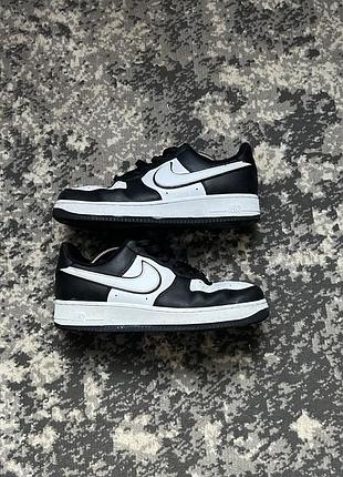 Продаю кросівки nike air force 1