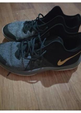 Кросівки чоловічі оригінал nike 41 розмір
