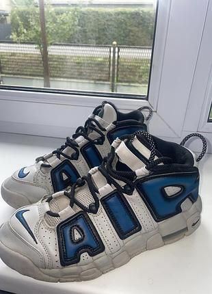 Nike air more uptempo 🤍💙