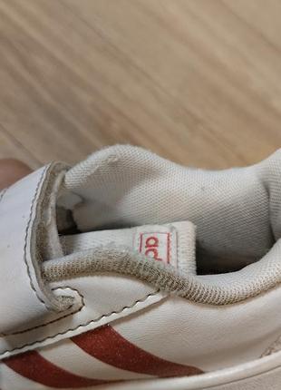 Кросівки для дівчинки adidas 9