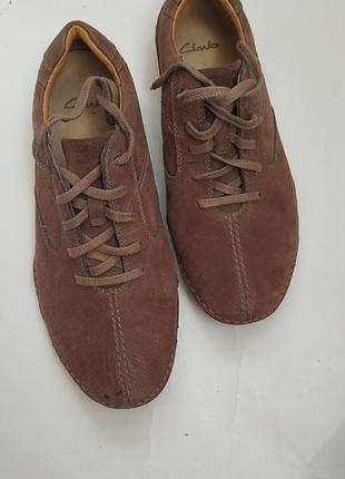 Чоловічі clark's