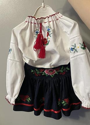 Вишиванка костюм український