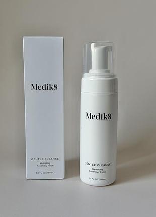 Medik8 - gentle cleanse hydrating rosemary foam - зволожувальна пінка для очищення обличчя, 150 ml