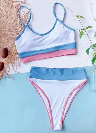 Купальник с высокими трусиками и топом