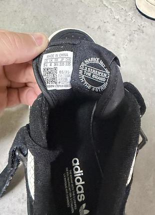 Кросівки adidas 8