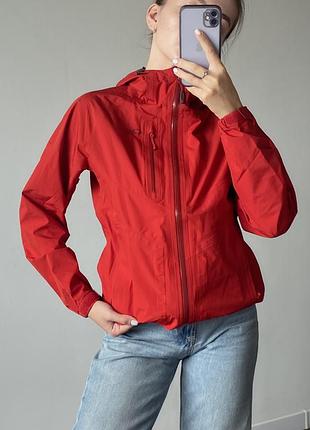 Жіноча трекінгова куртка outdoor research aspire gore-tex водовідштовхуюча вітрозазисна вітровка в похід