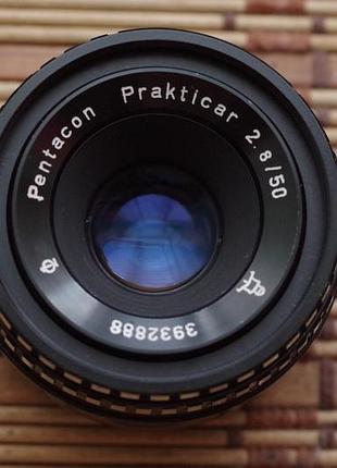 Об'єктив pentacon prakticar 2.8 50 mm m42 (триплет) зі слідами оливи на діафрагмі