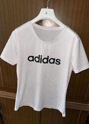 Жіноча спортивна футболка adidas з сітчастою спинкою s-m біла