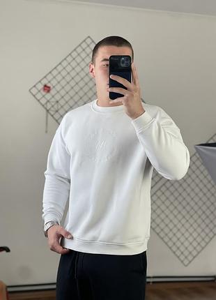 2429 / білий світшот jack wills з вишитим принтом