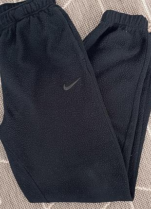 Черные флисовые( барашка ) штаны nike