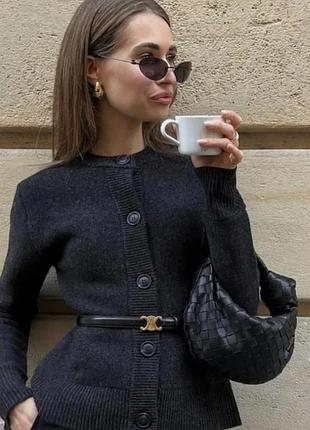 Неймовірно крутий кардиган zara з вовни розмір xs-s