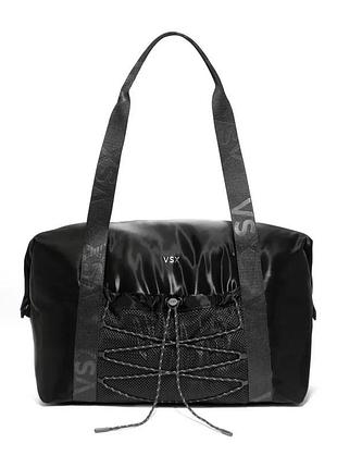 Спортивна дорожня сумка victoria's secret vsx weekender duffle sports bag (артикул: 26937844) у кольорі black shark