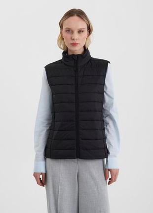 Жіночий чорний жилет benetton