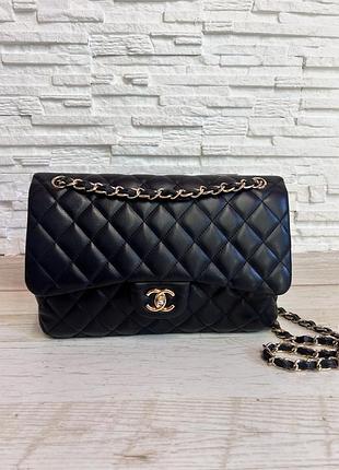 Стильна шкіряна мтьогана сумка chanel