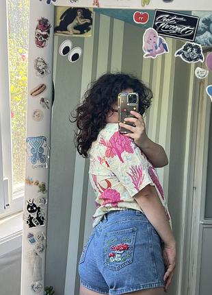Шорти з вишивкою