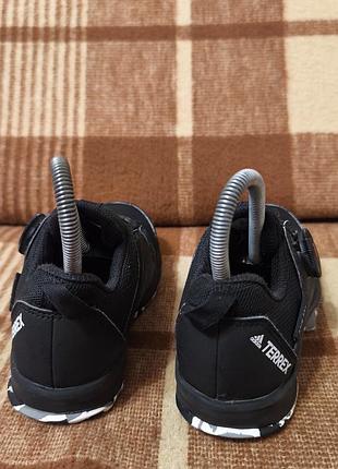 Детские кроссовки adidas terrex 3