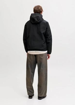 Чоловіча чорна пряма куртка jack & jones 2