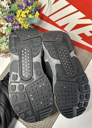 Оригінальні кросівки adidas 4