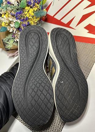 Оригінальні кросівки adidas 4