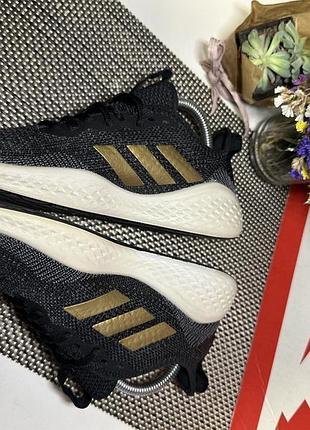 Оригінальні кросівки adidas 6