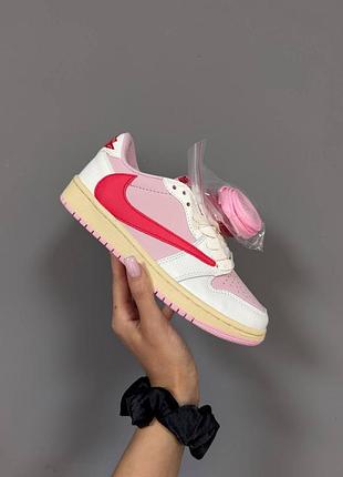 Кросівки жіночі nike air jordan 1 x travis scott | pink / red / sail