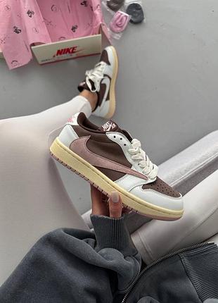 Кросівки жіночі nike air jordan retro 1 x travis scott | brown / pink premium