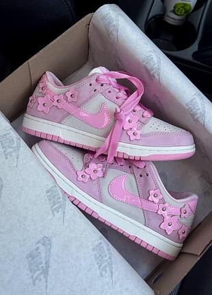 Nike dunk low pink flowers