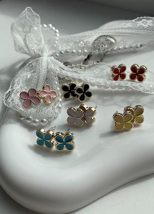 Сережки конюшини