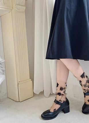 Фатиновые носки с цветочками, бежевые6 фото