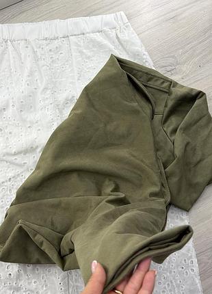 Крута куртка boohoo 4