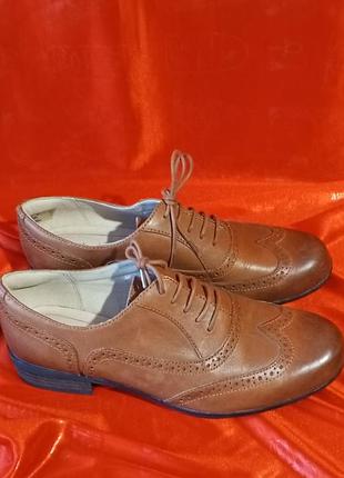 Clarks нови женские,37(23,5)