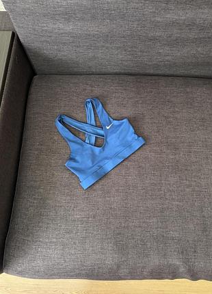 Спортивний топ nike 2